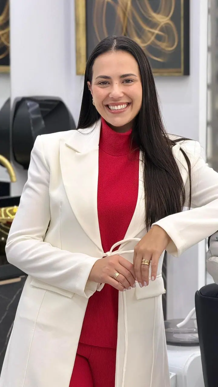 Dra. Beatriz Muniz - Dentista em Alphaville